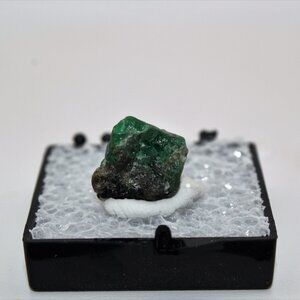 8 Ct. Raw RARE Emerald MAY BIRTHSTONE Royal Green Gem Fairy Crystal Gemstone